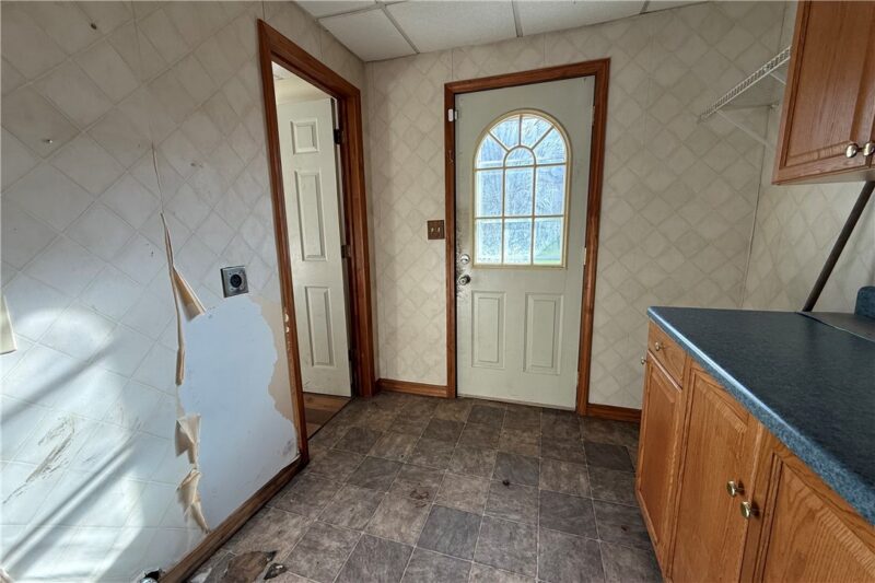 1406 Heinz Ave — photo 5