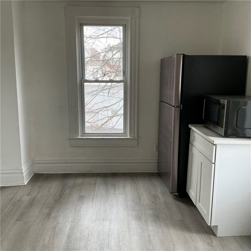 216 Ridge Avenue — photo 7