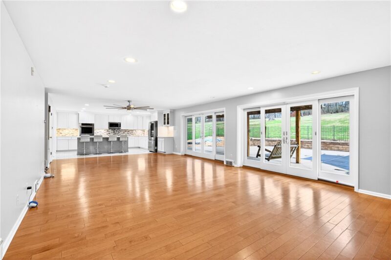 1443 Stoltz Rd — photo 4