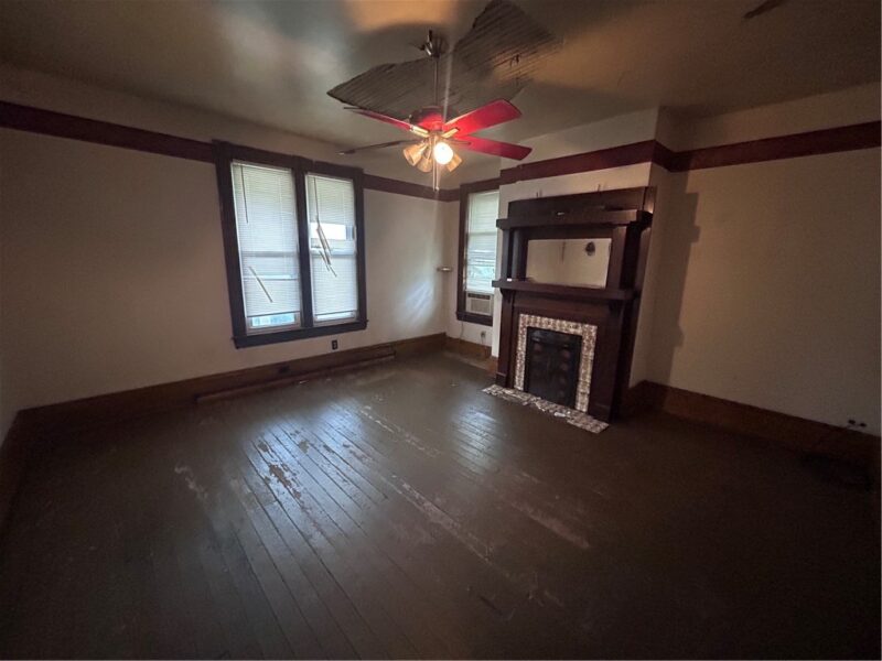 540 Center St — photo 8