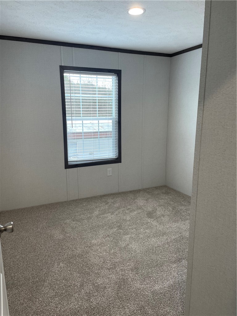 1352 Hilltop Drive — photo 8