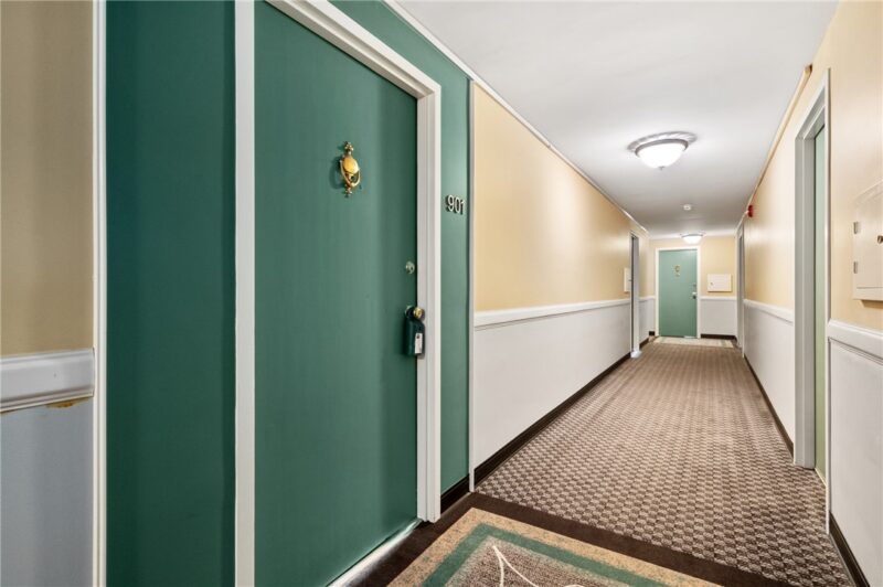 128 N Craig St 901 — photo 3