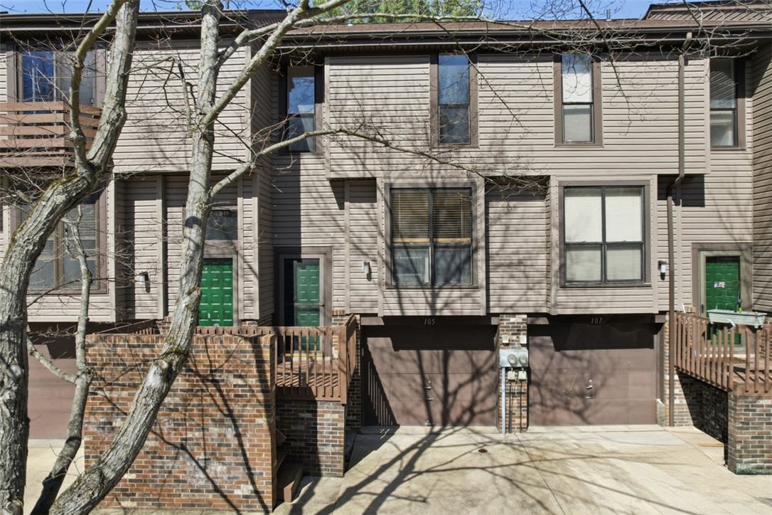 105 Laurel Ct — photo 1
