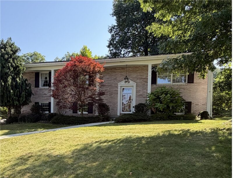 100 Hermitage Circle