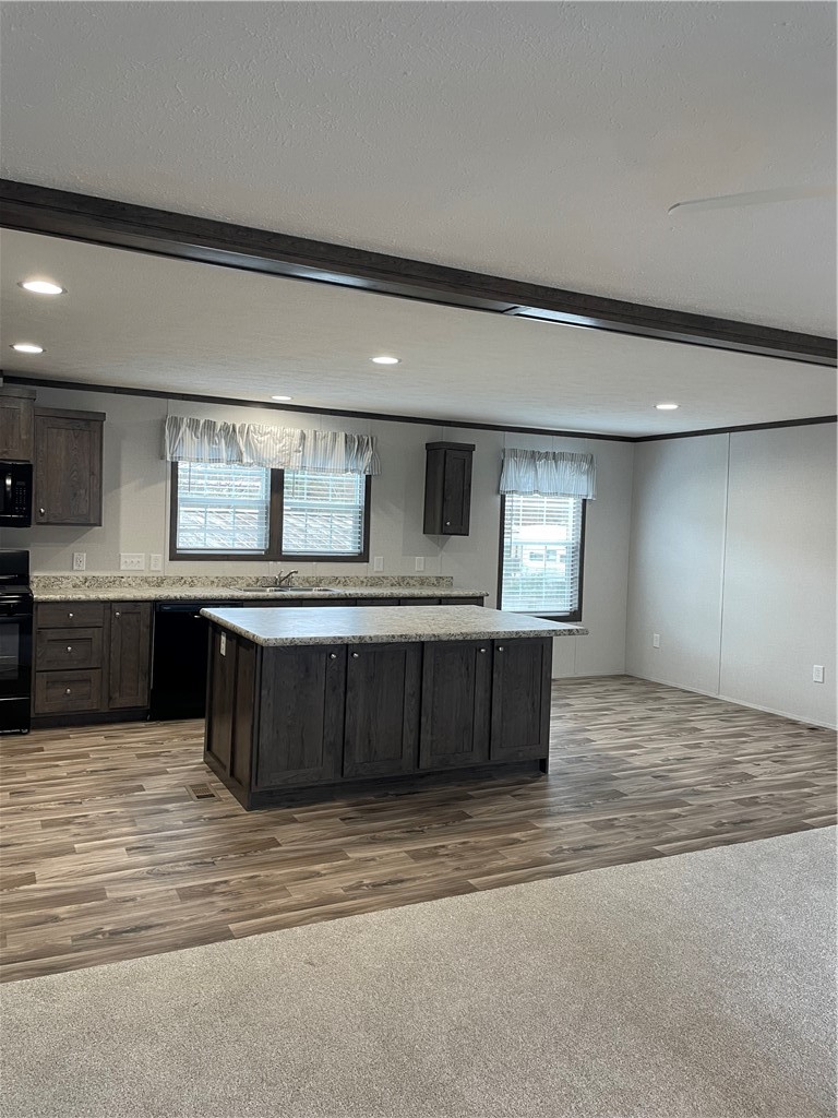 1328 Hidden Valley Drive — photo 2