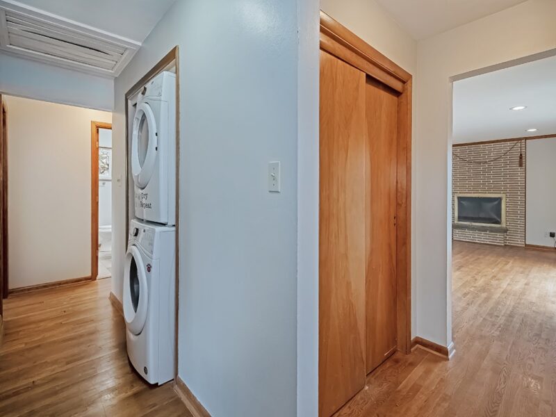 1460 Mohican Dr — photo 8