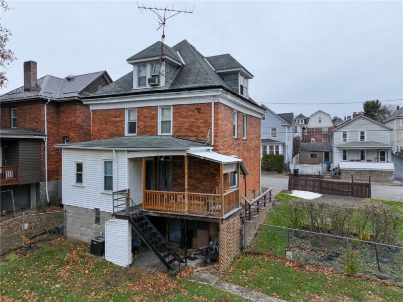 608 E 8TH AVENUE — photo 7