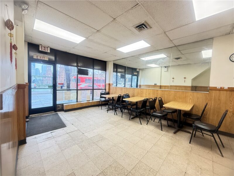 630 E Ohio St — photo 3