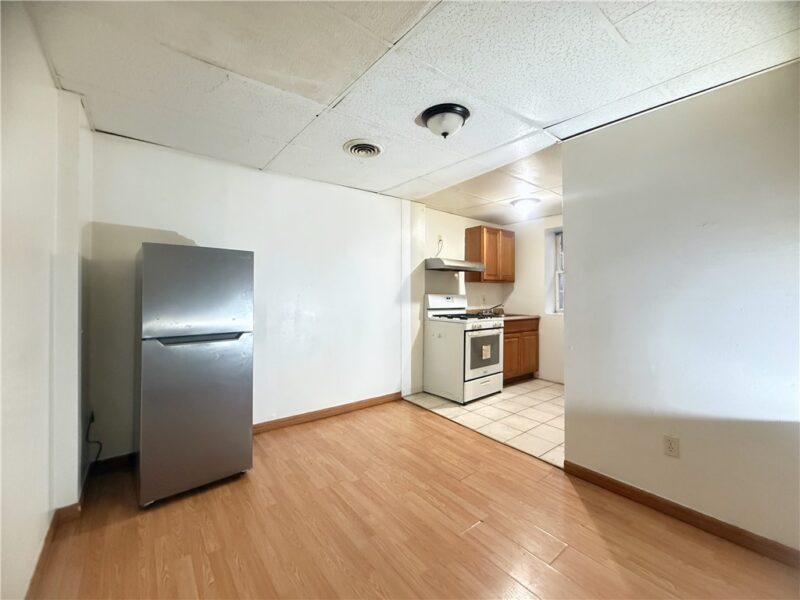 630 E Ohio St — photo 8