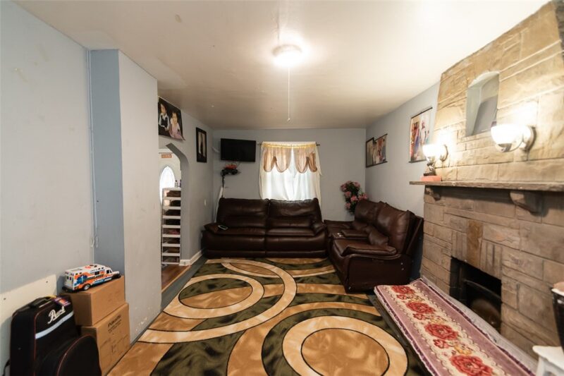 230 Maytide St 230 — photo 4