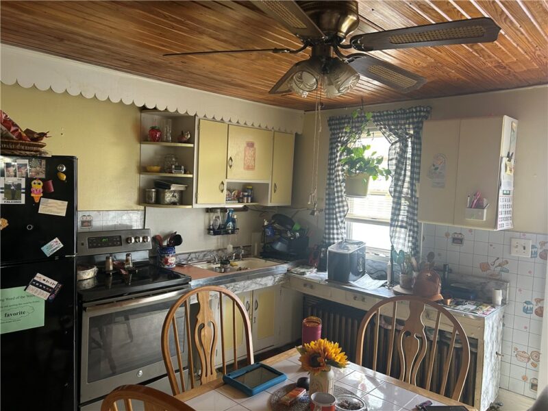 1310 Cambria Ave — photo 4