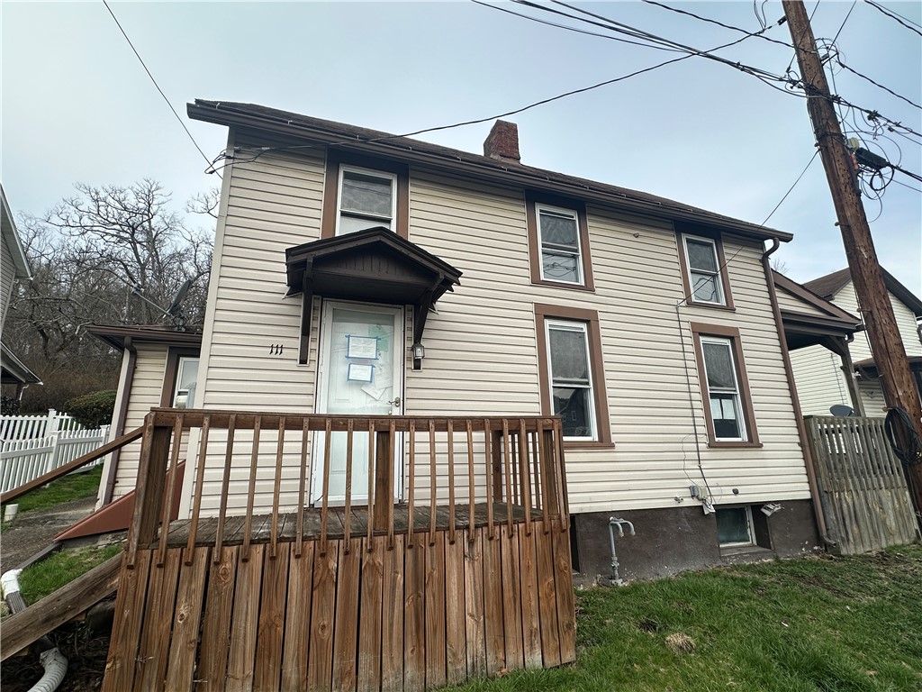 111 Center St — photo 1