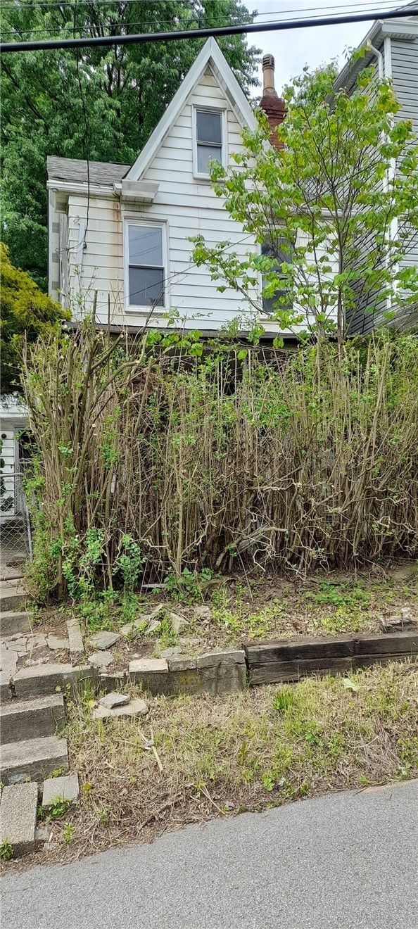 458 Wyola St — photo 2