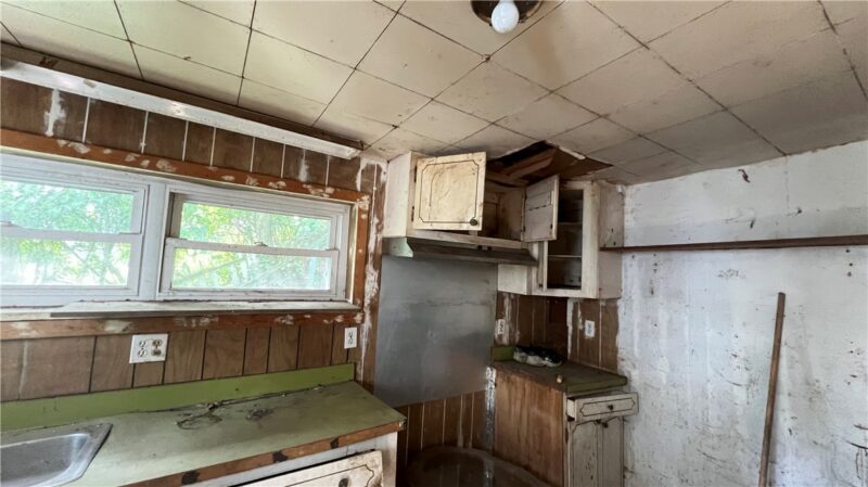 458 Wyola St — photo 7