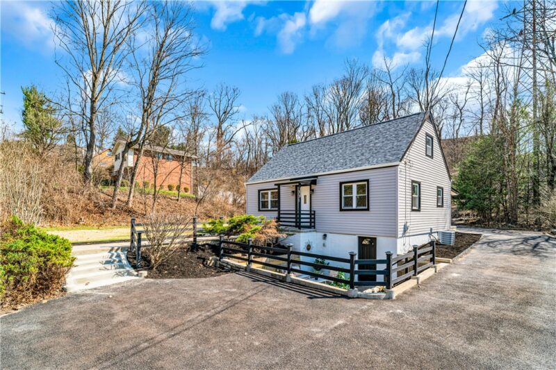 308 Edgewood Drive — photo 3