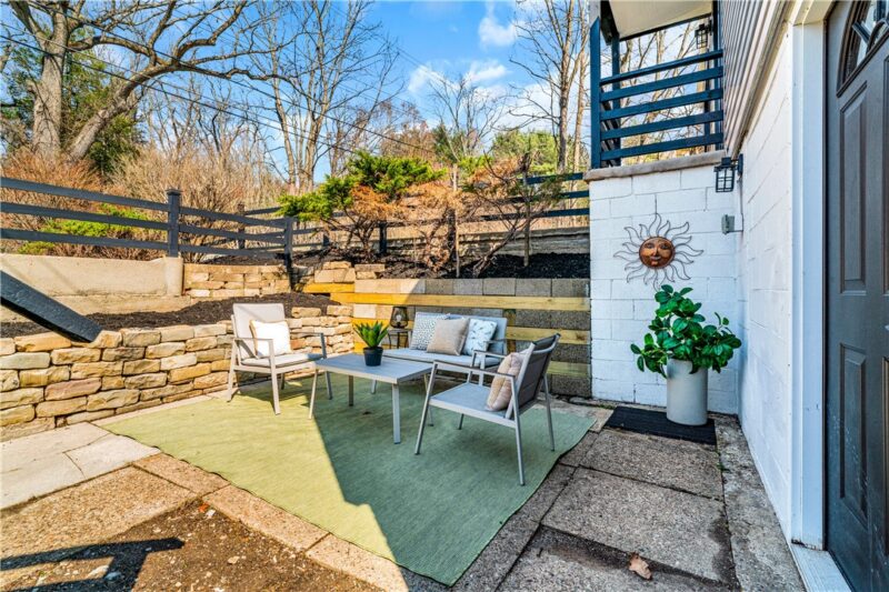 308 Edgewood Drive — photo 7