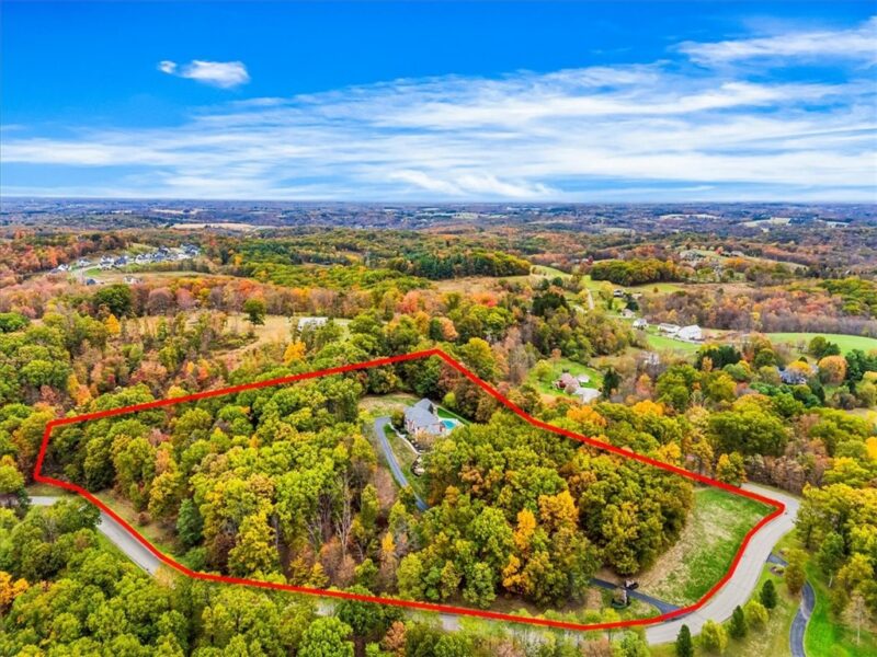 401 Blackstone Ln — photo 8