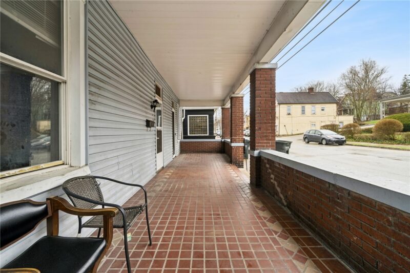 406 WASHINGTON AVE — photo 2