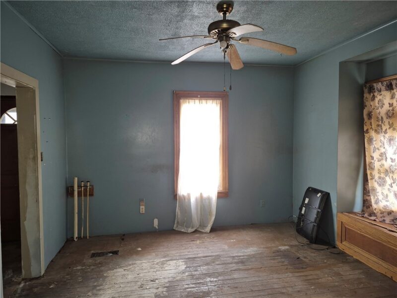 689 S State Line Rd — photo 6