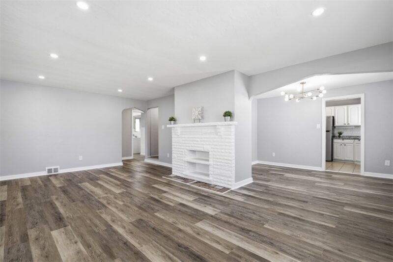 5066 Brownsville Rd — photo 2