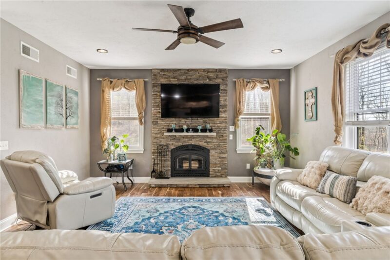 133 Hay Ln — photo 3