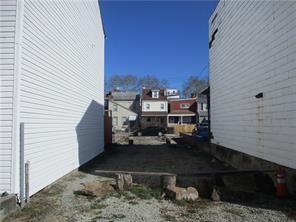 4550 Carroll St — photo 2