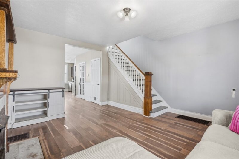 233 Edith St — photo 6