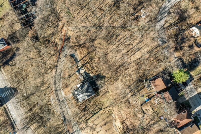 628 Haverhill St — photo 4