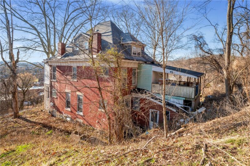 628 Haverhill St — photo 7