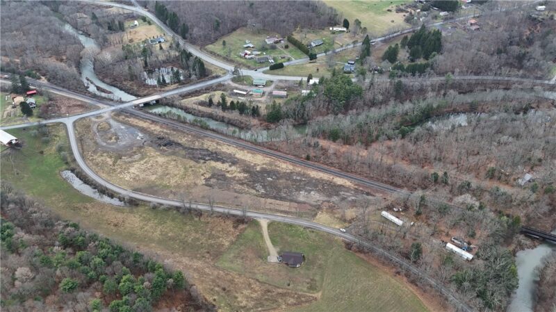 9.63 Acres along Robertsville Rd — photo 2