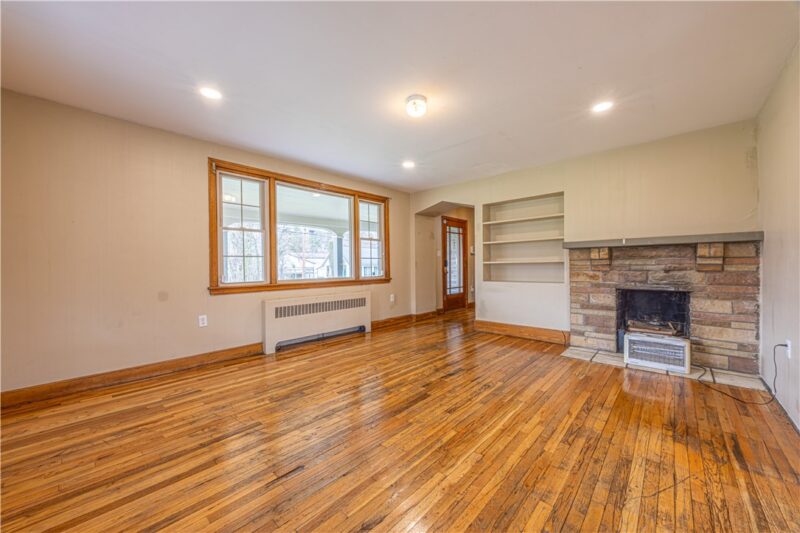 202 E Georgia Ave — photo 4