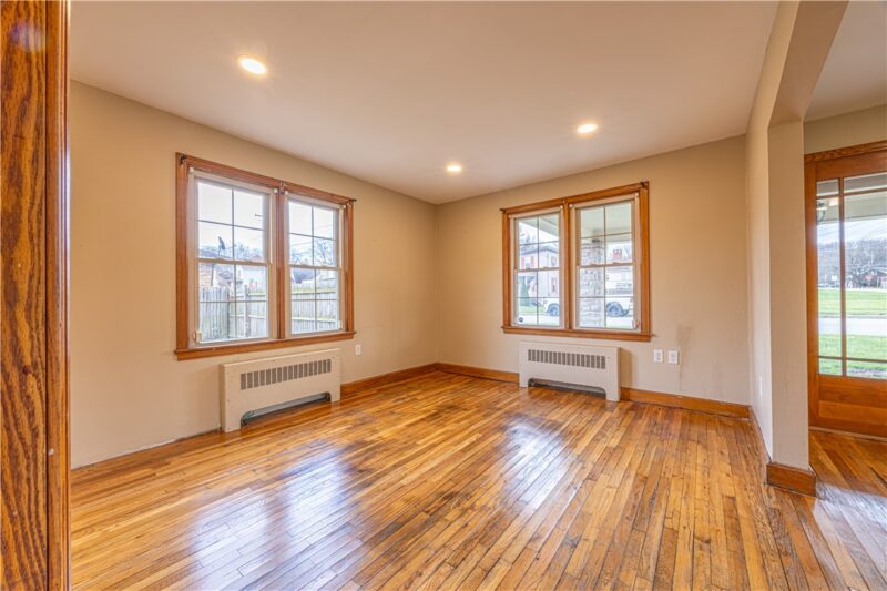 202 E Georgia Ave — photo 7