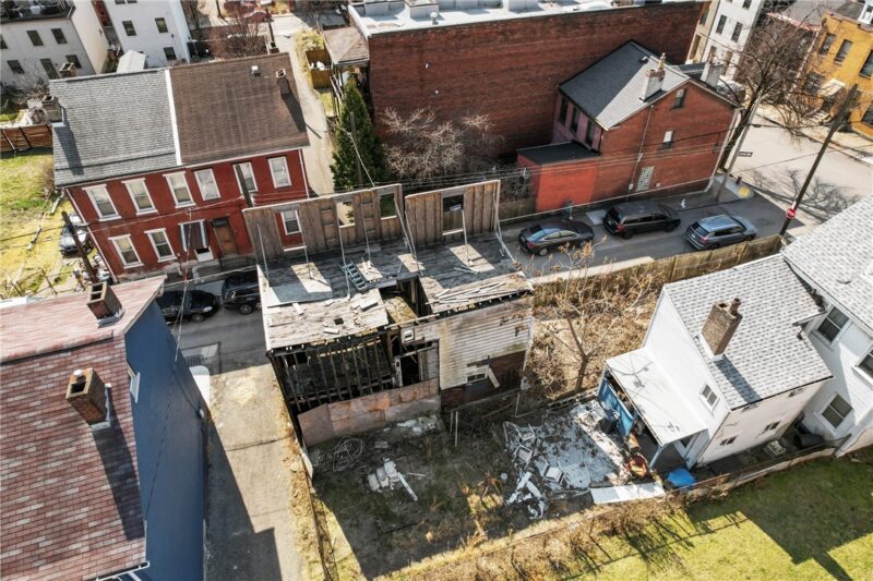 110 Alpine Ave. — photo 2