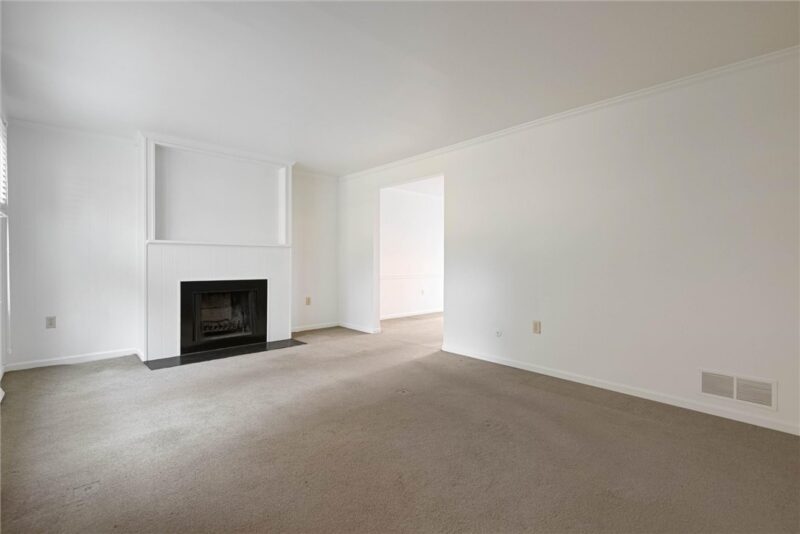 202 10th St — photo 3