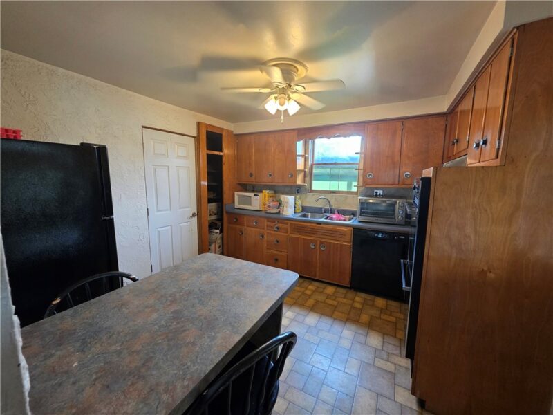 1356 Connellsville Rd — photo 4