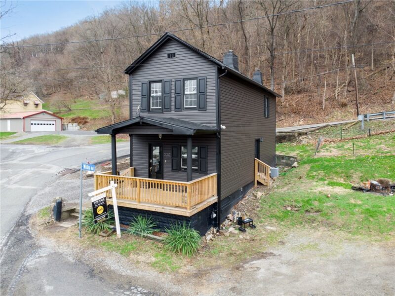 330 Braeburn Rd — photo 2