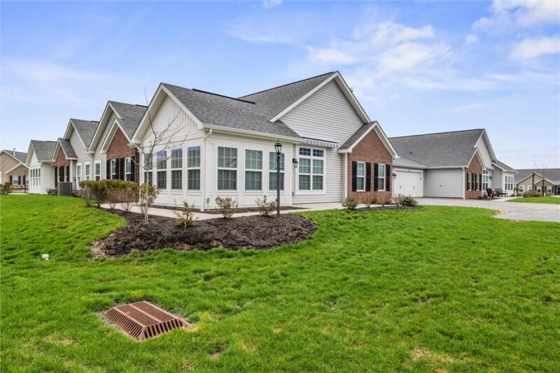1254 Sandy Ridge Dr — photo 2
