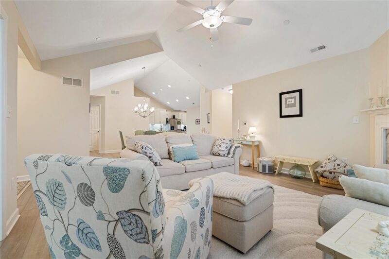 1254 Sandy Ridge Dr — photo 4