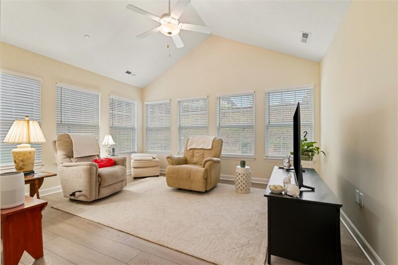 1254 Sandy Ridge Dr — photo 6