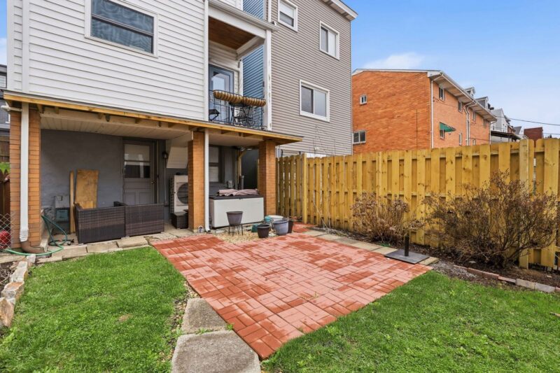 5133 Holmes STREET — photo 8