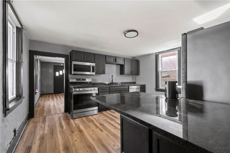 813 Bower Hill Rd — photo 3