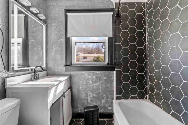 813 Bower Hill Rd — photo 8