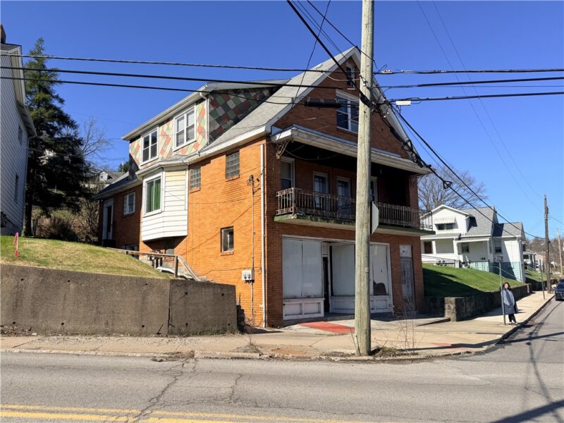 353 Euclid Ave — photo 2