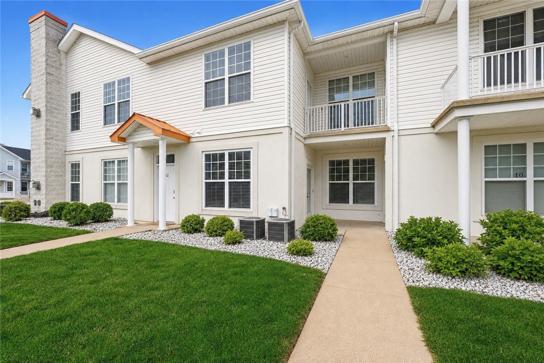 217 Adams Pointe Blvd 11 — photo 1
