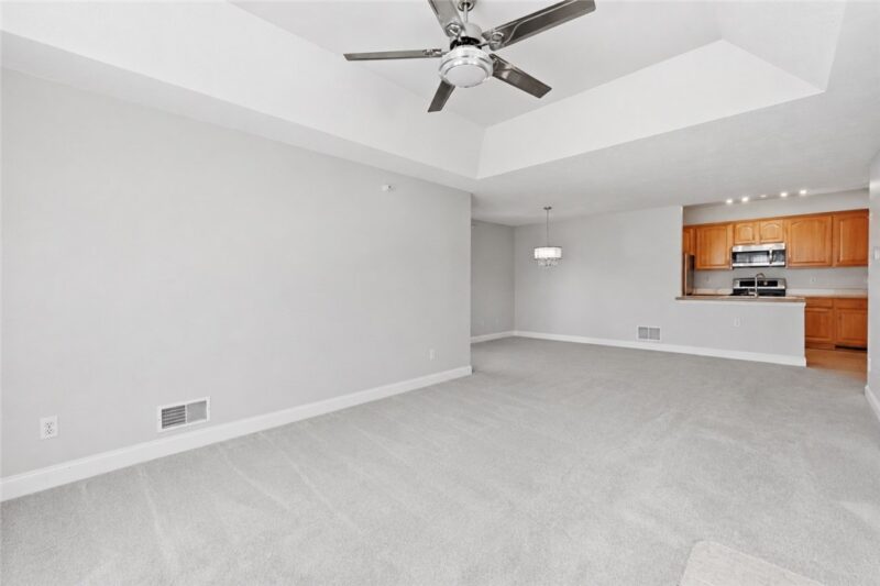 217 Adams Pointe Blvd 11 — photo 6