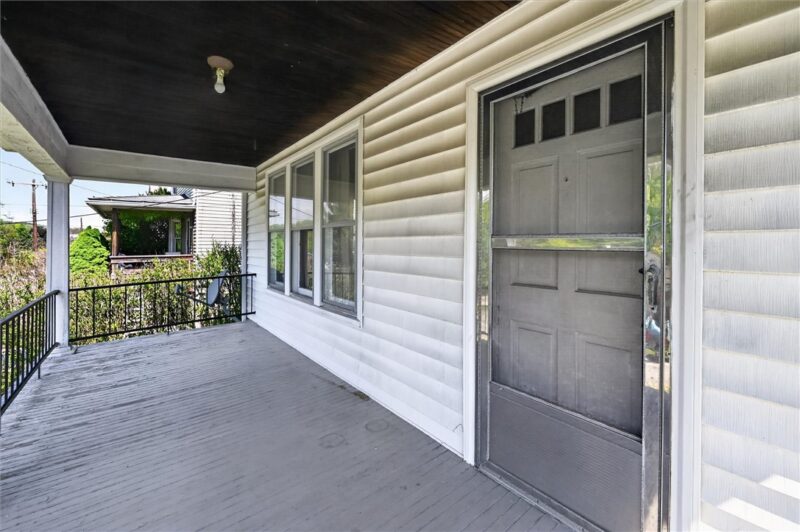 1824 Jefferson Ave — photo 5