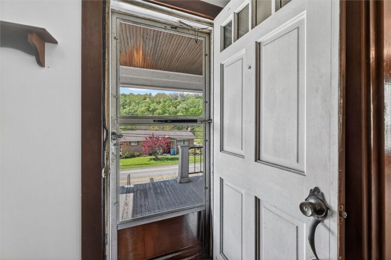 1824 Jefferson Ave — photo 7
