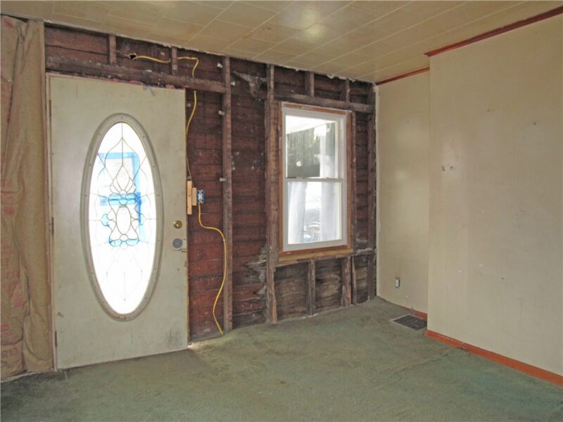 211 Melrose Street — photo 6