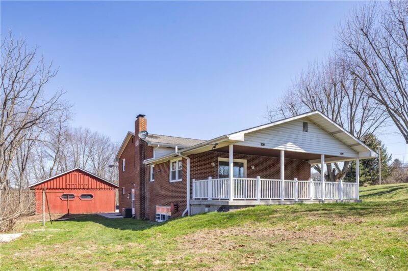 1060 Pittsburgh Rd — photo 3