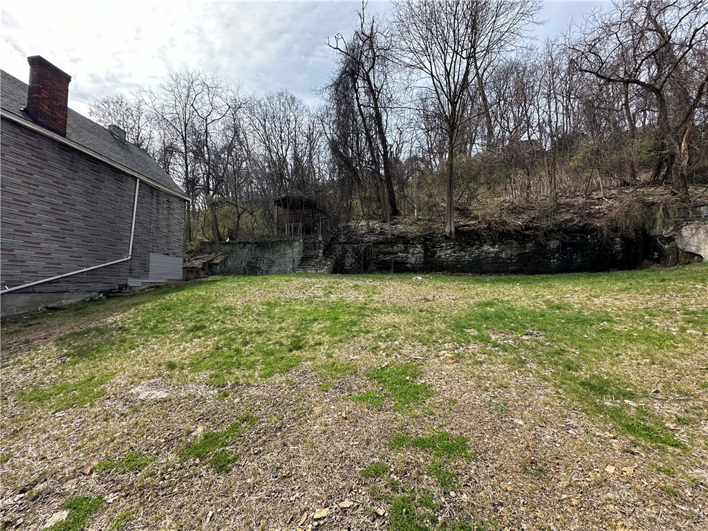809 Davis Ave — photo 1